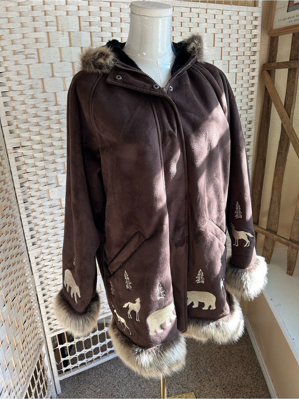 90’s Vintage NORTHERN LIFESTYLES Parka Jacket Coat Woodland Animals Like New Med
